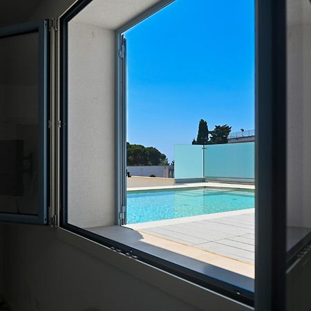 Perle Marine Suite Apartments Castro  Extérieur photo